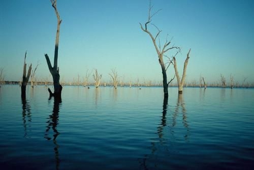 The Yarrawonga Hotel2