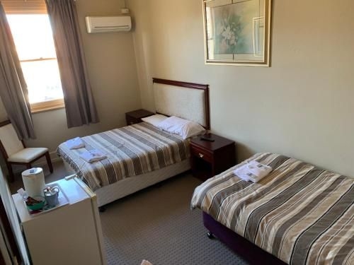 Great Western Hotel4