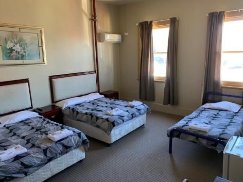 Great Western Hotel1