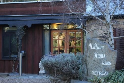 William Hunt's Retreat - Redwood Studio3