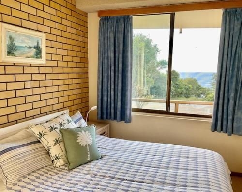 7 Flynn's Beach Apartment4