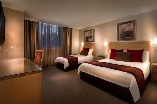 Best Western Plus Travel Inn4
