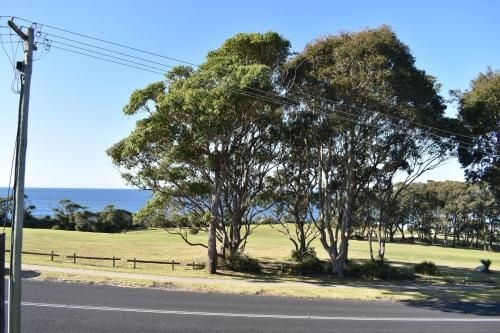 Unit 2, Ballingalla Apartments4
