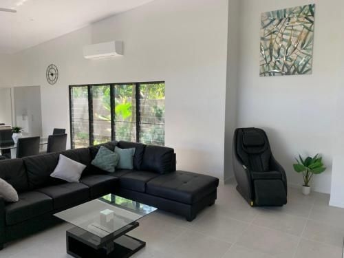 Villa Tiino - Clifton Beach1