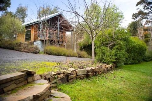 Romantic Treehouse Getaway2