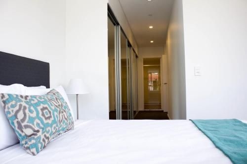 Synergy Broadbeach Apartments3
