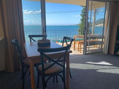 6 'SHOAL TOWERS', 11 SHOAL BAY RD - STUNNING WATER VIEWS & PERFECT LOCATION (6 'Shoal Towers', 11 Shoal Bay Rd - Stunning Water Views & Perfect Location)4