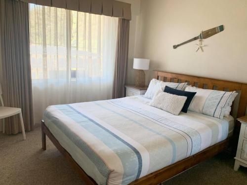 6 'SHOAL TOWERS', 11 SHOAL BAY RD - STUNNING WATER VIEWS & PERFECT LOCATION (6 'Shoal Towers', 11 Shoal Bay Rd - Stunning Water Views & Perfect Location)1
