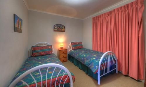 Sommers Bay Beach House2