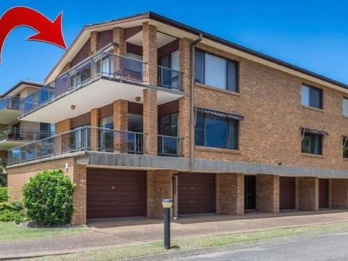 'COLUMBIA VIEWS', 2/9 COLUMBIA CLOSE - AIRCON, WIFI, NETFLIX, VIEWS & BOAT PARKING ('Columbia Views', 2/9 Columbia Close - Aircon, Wifi, Netflix, Views & Boat Parking)0