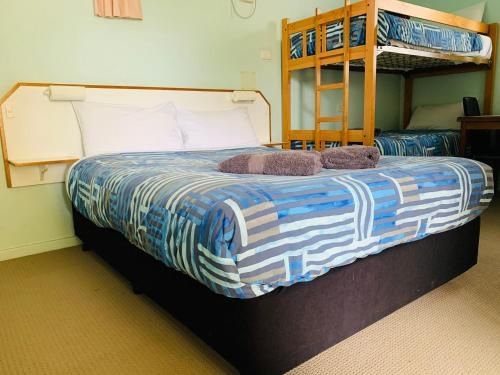 Bradman Motor Inn1