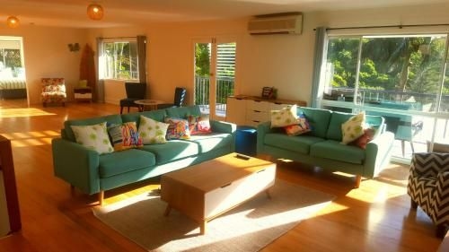 Wategos Surf Shack0