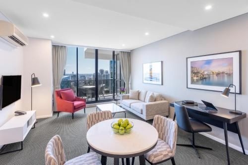 เมอริตัน สวีท เคนต์สตรีท (Meriton Suites Kent Street)0