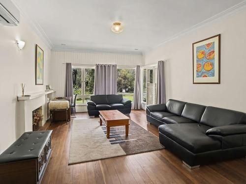 Busselton River Cottage3