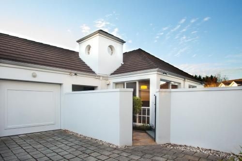 Brighton House0