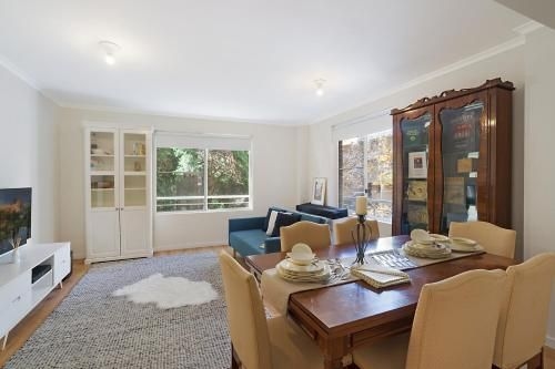 Family-Friendly Apartment In Cool, Central Area (Family-Friendly Apartment In Cool Central Area)0