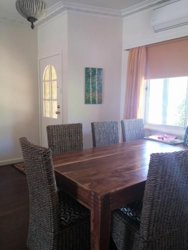 Friends Holiday House4