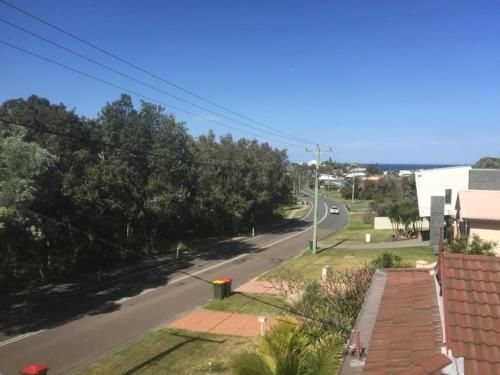 Orana Beach holiday home at Boat habour2