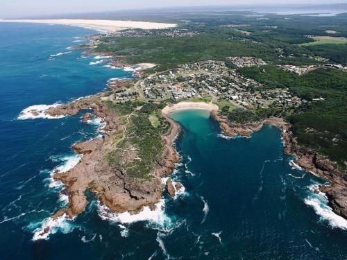Orana Beach holiday home at Boat habour1