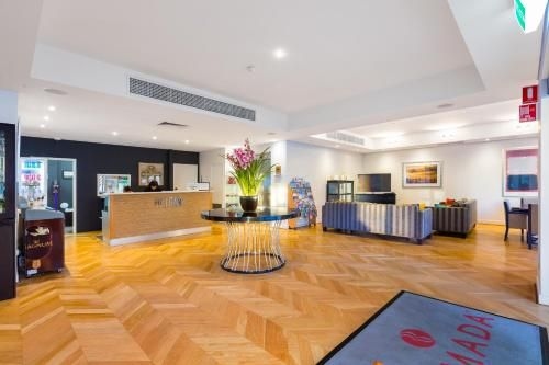 Ramada by Wyndham Perth The Outram2
