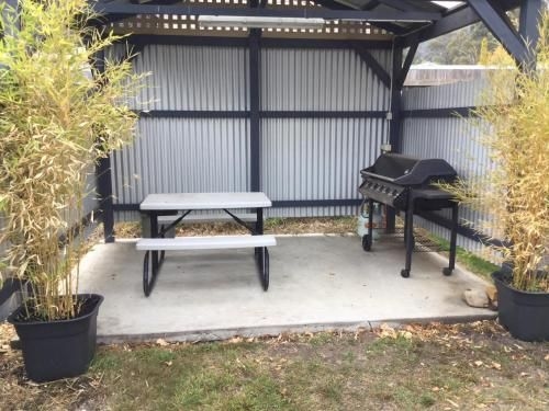 Orford Prosser Holiday Units2