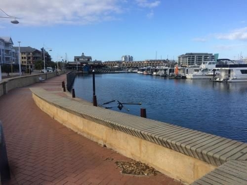 Breakwater Short Stay1