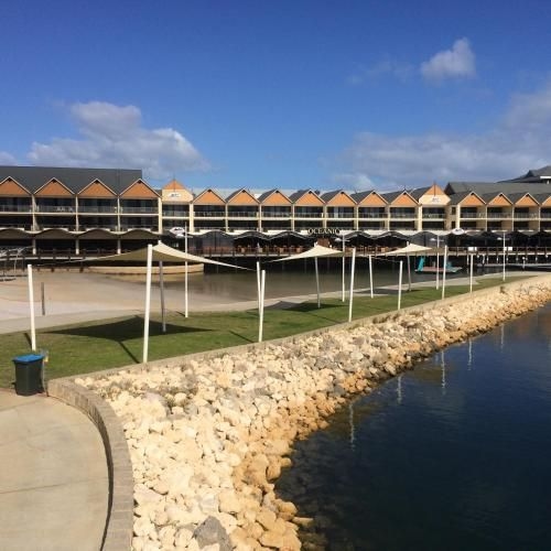 Breakwater Short Stay3
