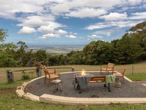 Captain's Lookout - elevated ocean views, rural stay (Captain's Lookout - elevated ocean views rural stay)0