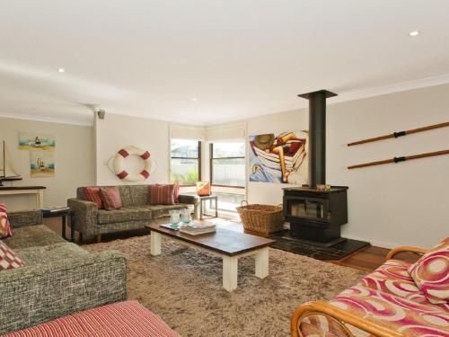 Casa Callala on King George - well appointed home3