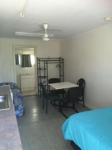 Oakridge Motel Tourist Park1