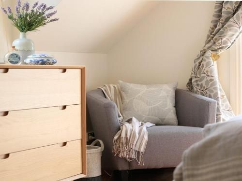 Duncraig House - open fireplace, spa, pet friendly (Duncraig House - open fireplace spa pet friendly)3