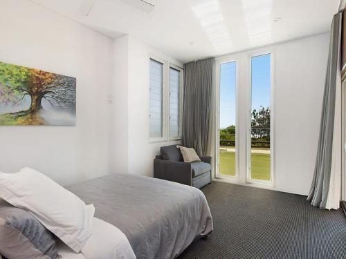 Abode On Bilinga - Absolute Beachfront Holiday Home Walk Over The Sand Dunes To The Ocean2