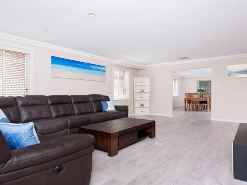 Townhouse on Tomaree - 6/260