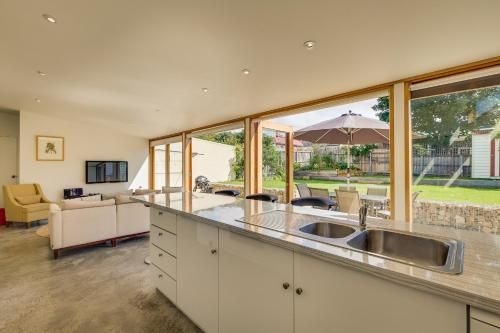 Brampton Cottage1