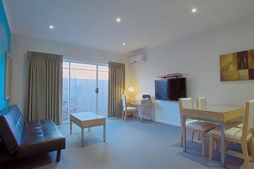 Brighton Serviced Apartments2