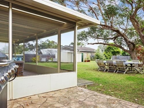 Sea Bird - close to beach, shops and cafes (Sea Bird - close to beach shops and cafes)3