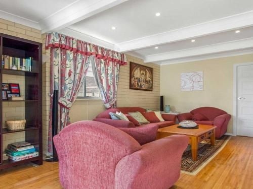 Sea Gem - air conditioned and fireplace3