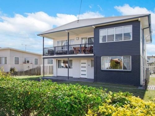 Sea Gem - air conditioned and fireplace1