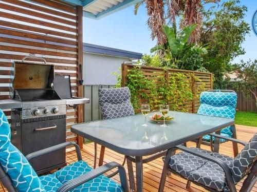 Sea Shack - renovated 1950's beach house0