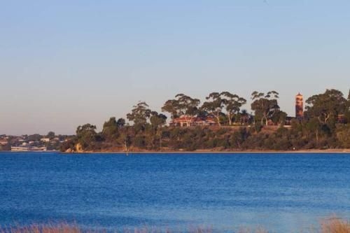 Applecross Riverside Apt3