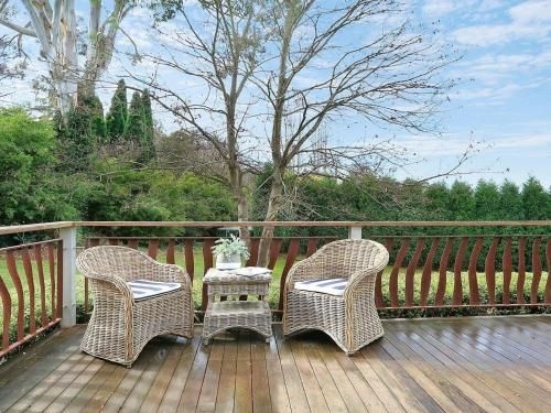 Shepherd's Lea - the best of town and country! (Shepherd's Lea - the best of town and country)2