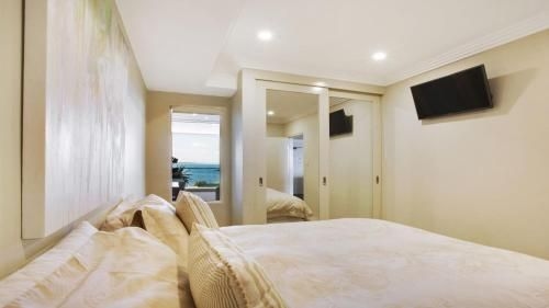 Aura apartment with Spectacular Views! (Aura Apartment With Spectacular Views!)1