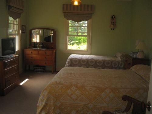 Trafalgar B&B4