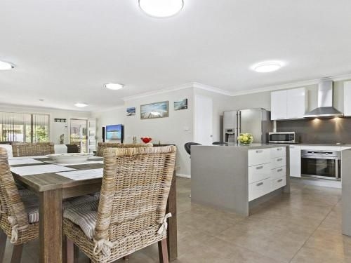 Currambene Cottage - all about location2