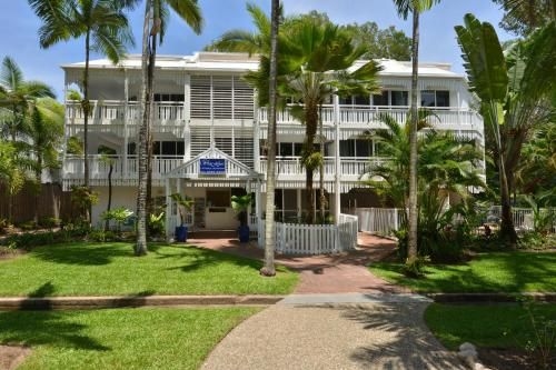 The White House Port Douglas0