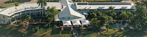 Colonial Palms Motor Inn0