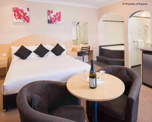 บลู เมาน์เท็น เฮอริเทจ โมเต็ล (Blue Mountains Heritage Motel)0