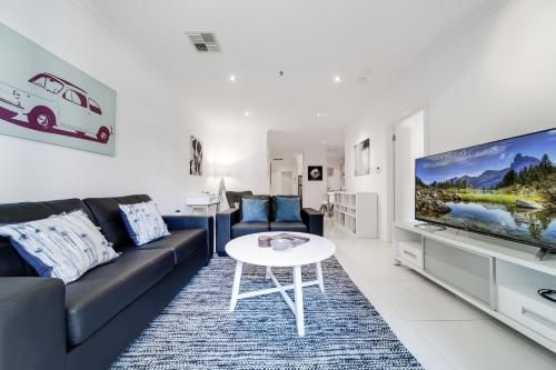 York Apartments on Grenfell0