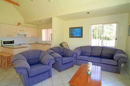 Nanny's Beach House3