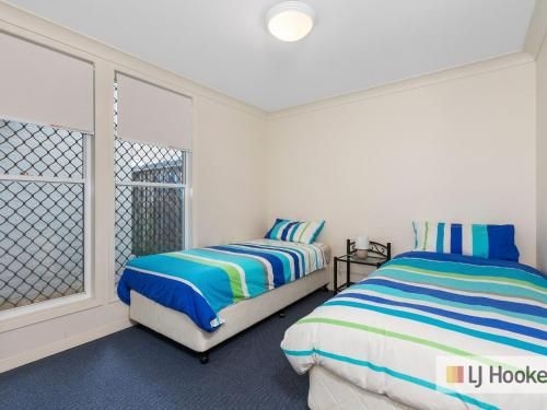 Clovelly Beach Townhouse4